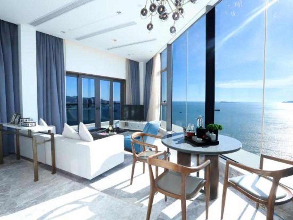 Rock Platinum Sea View Hotel ซานย่า ภายนอก รูปภาพ