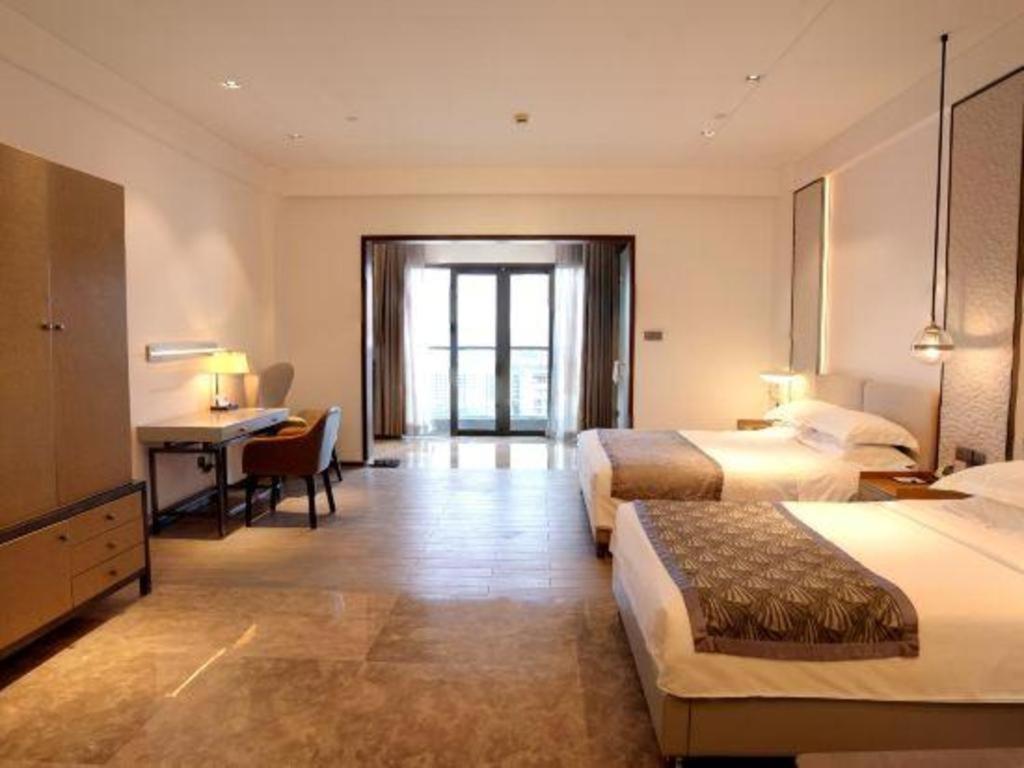 Rock Platinum Sea View Hotel ซานย่า ภายนอก รูปภาพ