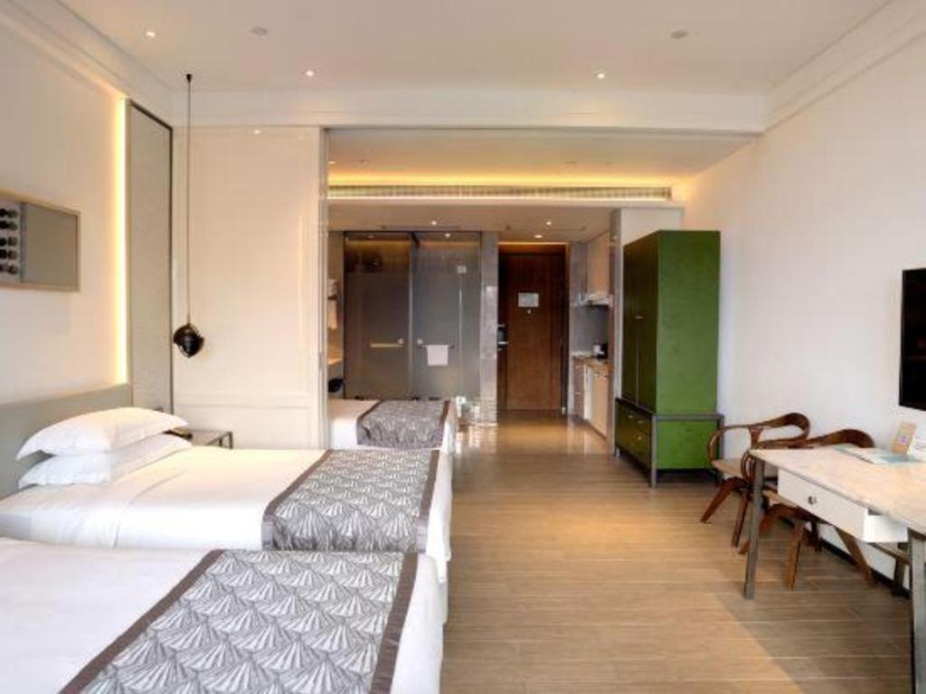 Rock Platinum Sea View Hotel ซานย่า ภายนอก รูปภาพ