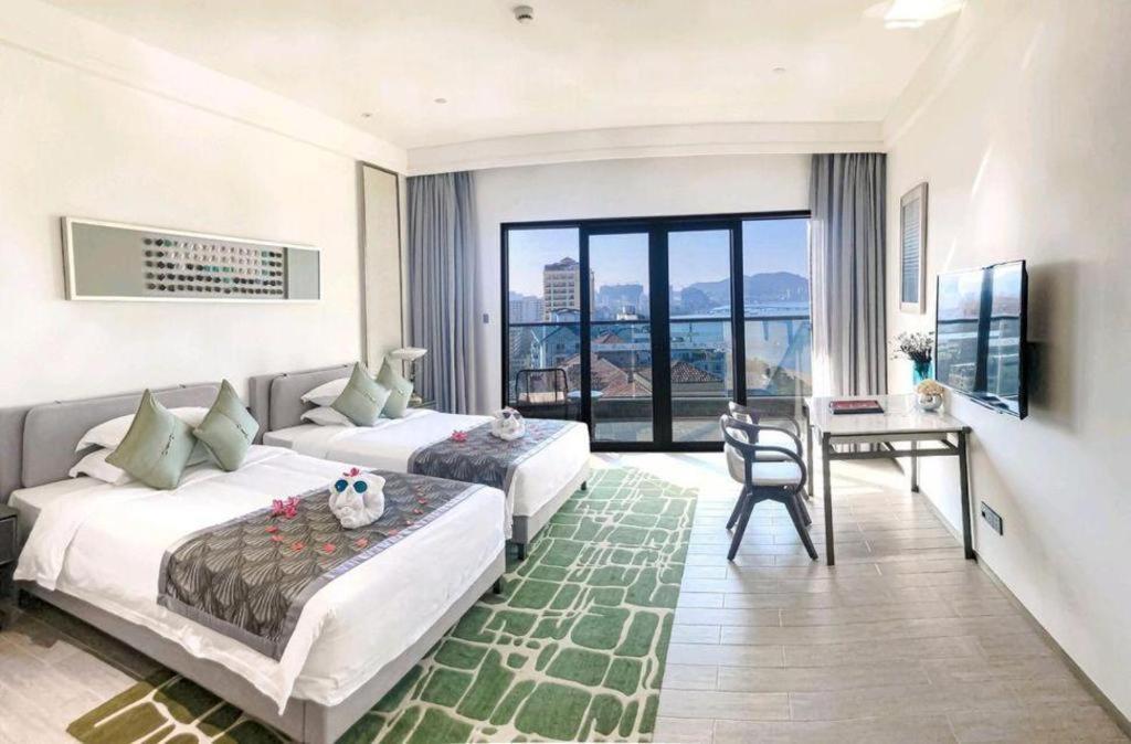 Rock Platinum Sea View Hotel ซานย่า ภายนอก รูปภาพ
