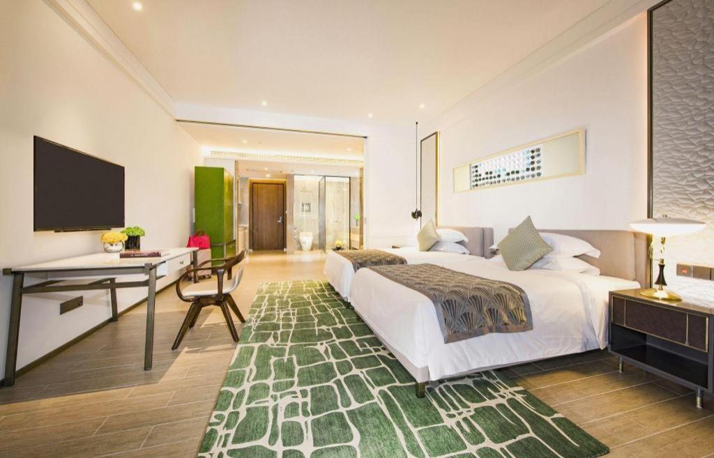 Rock Platinum Sea View Hotel ซานย่า ภายนอก รูปภาพ