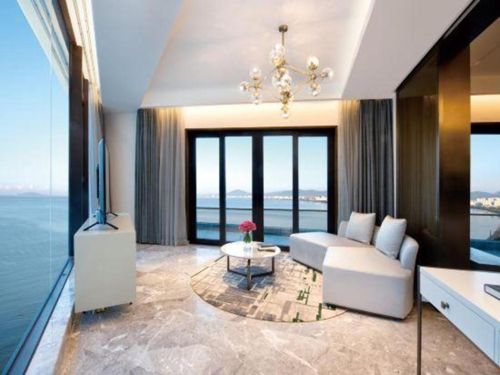 Rock Platinum Sea View Hotel ซานย่า ภายนอก รูปภาพ